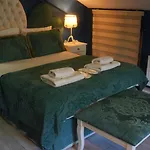Treetops Park فندق أجفا