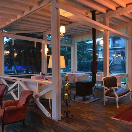 Treetops Park Hotel Sile