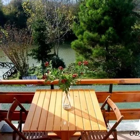 Treetops Park Hotel