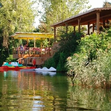 Treetops Park Hotel