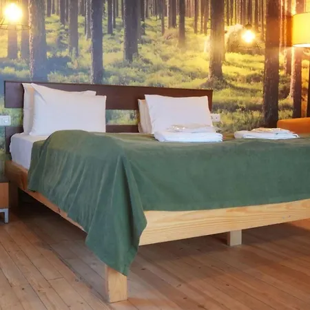 Treetops Park * Sile